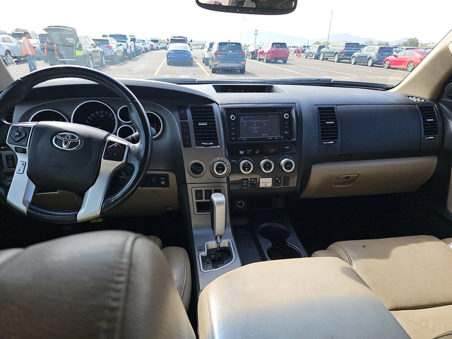 Toyota Sequoia LIMITED* 5.7* V8* ПОДГРЕВ* КАМЕРА* КЕЙЛЕС - автомобили, коли, обяви за нови и употребявани 9