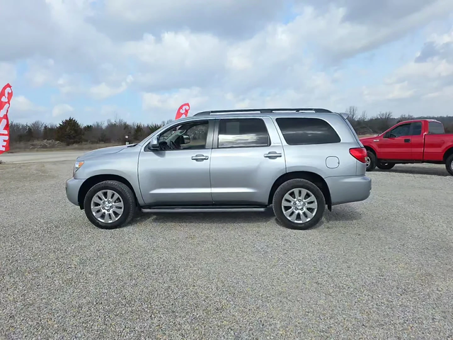 Toyota Sequoia PLATINUM* 5.7* V8* ПОДГРЕВ* КАМЕРА* КЕЙЛЕС - автомобили, коли, обяви за нови и употребявани 5