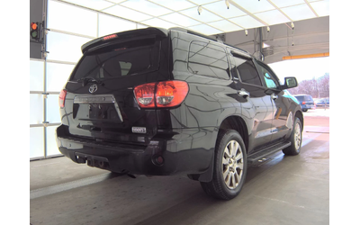 toyota-sequoia - 1