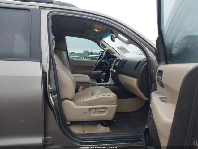 Toyota Sequoia PLATINUM* 5.7* JBL* КОЖА* ШИБИДАХ* ПОДГРЕВ* КАМЕРА - автомобили, коли, обяви за нови и употребявани 9