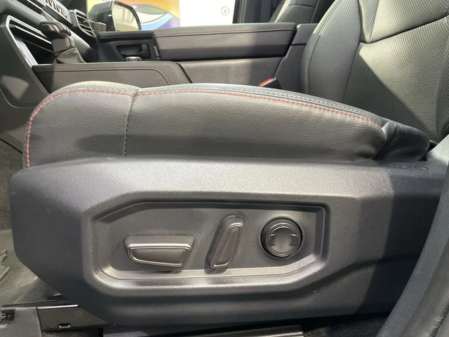 Toyota Sequoia TRD Pro HYBRID 4WD * АвтоКредит* Цена до БГ - автомобили, коли, обяви за нови и употребявани 12