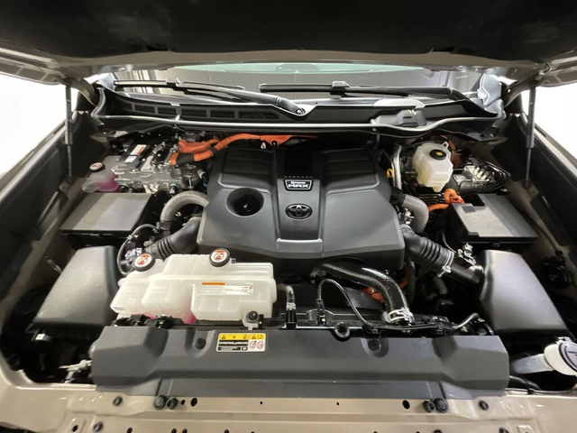 Toyota Sequoia TRD Pro HYBRID 4WD * АвтоКредит* Цена до БГ - автомобили, коли, обяви за нови и употребявани 16