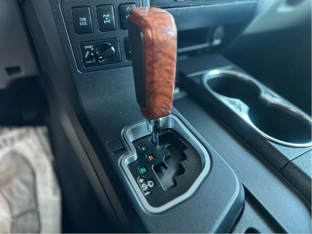 Toyota Sequoia 2019 V8 Platinum 4WD * АвтоКредит * (Цена до БГ)) - автомобили, коли, обяви за нови и употребявани 12