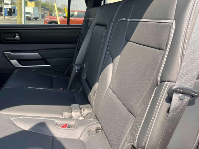 Toyota Sequoia 4WD  TRD / 360 / DISTRONIC - автомобили, коли, обяви за нови и употребявани 11