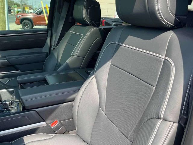 Toyota Sequoia 4WD  TRD / 360 / DISTRONIC - автомобили, коли, обяви за нови и употребявани 16