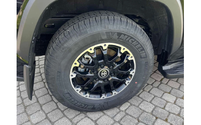 Toyota Sequoia 4WD  TRD / 360 / DISTRONIC - автомобили, коли, обяви за нови и употребявани 6