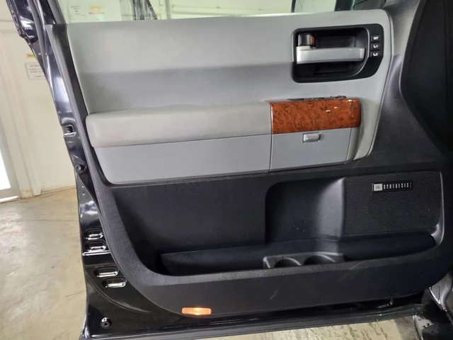 Toyota Sequoia | Platinum | ПОДГРЕВ | ОБДУХВАНЕ | CARFAX | - автомобили, коли, обяви за нови и употребявани 13
