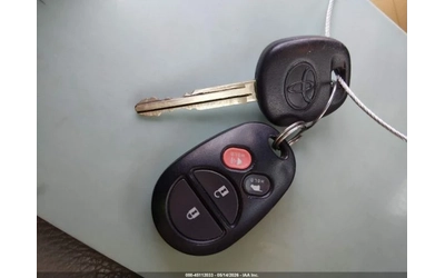 Toyota Sequoia LIMITED - автомобили, коли, обяви за нови и употребявани 12