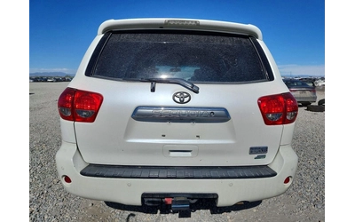 toyota-sequoia - 4