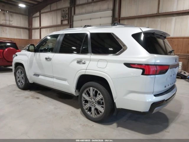 Toyota Sequoia SR5 4WD (Natl) - автомобили, коли, обяви за нови и употребявани 3