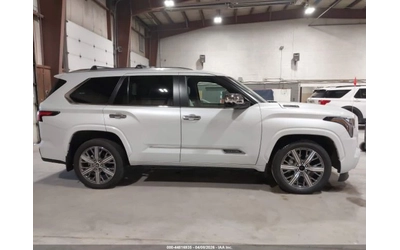 Toyota Sequoia SR5 4WD (Natl) - автомобили, коли, обяви за нови и употребявани 9
