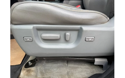 Toyota Sequoia Platinum - автомобили, коли, обяви за нови и употребявани 10