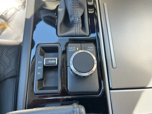 Toyota Sequoia LIMITED* AWD* ОБДУХВАНЕ* ОТ ТОЙОТА - автомобили, коли, обяви за нови и употребявани 11