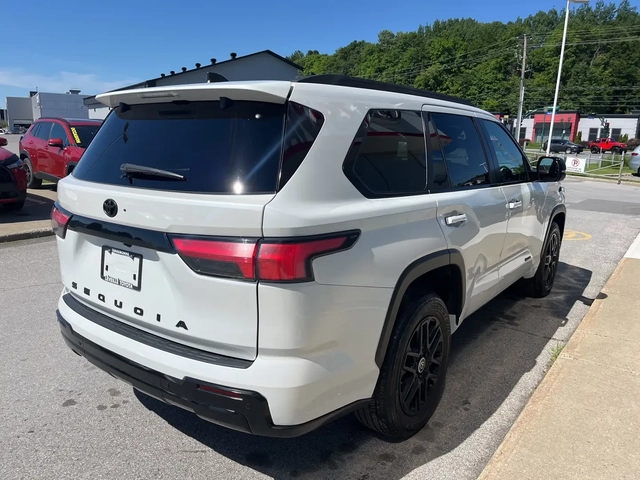 Toyota Sequoia LIMITED* AWD* ОБДУХВАНЕ* ОТ ТОЙОТА - автомобили, коли, обяви за нови и употребявани 4