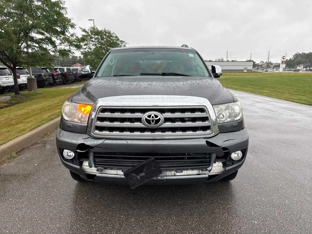 Toyota Sequoia LIMITED* М.ТОЧКА* КАМЕРА* ПОДГРЕВ* KEYLESS - автомобили, коли, обяви за нови и употребявани 1