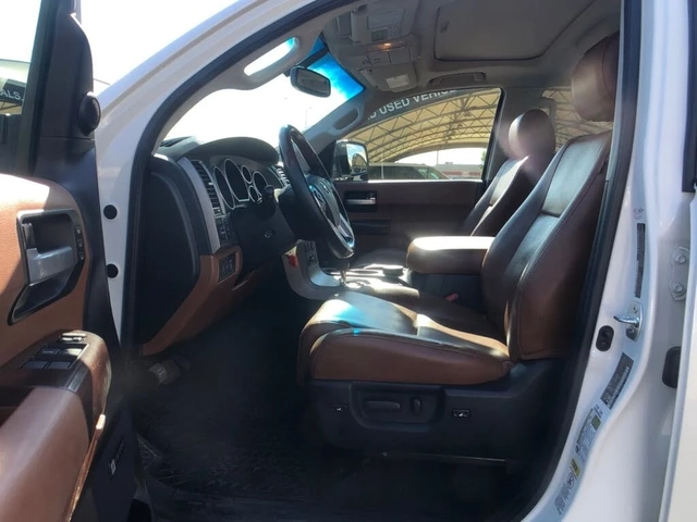 Toyota Sequoia * ПАНО* KEYLESS* Camera* ПОДГРЕВ* - автомобили, коли, обяви за нови и употребявани 11