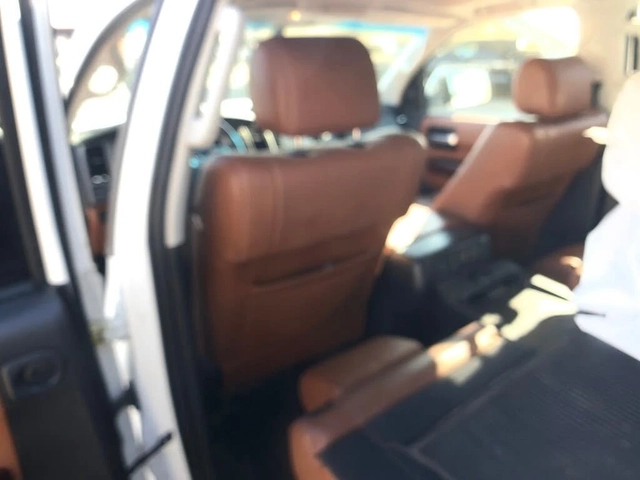 Toyota Sequoia * ПАНО* KEYLESS* Camera* ПОДГРЕВ* - автомобили, коли, обяви за нови и употребявани 12