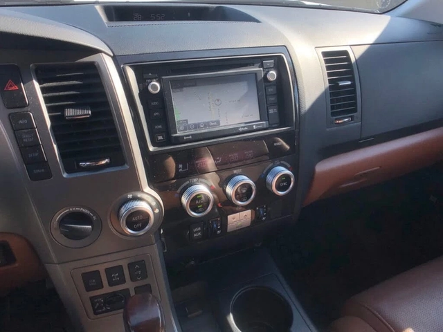 Toyota Sequoia * ПАНО* KEYLESS* Camera* ПОДГРЕВ* - автомобили, коли, обяви за нови и употребявани 14