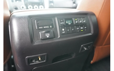 Toyota Sequoia 5.7* V8* PLATINUM* ПОДГРЕВ* ОБДУХВАНЕ* КАМЕРА* JBL - автомобили, коли, обяви за нови и употребявани 14