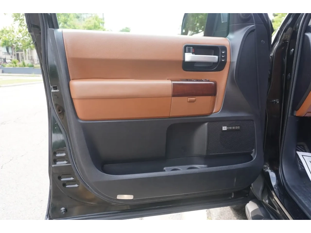 Toyota Sequoia 5.7* V8* PLATINUM* ПОДГРЕВ* ОБДУХВАНЕ* КАМЕРА* JBL - автомобили, коли, обяви за нови и употребявани 4