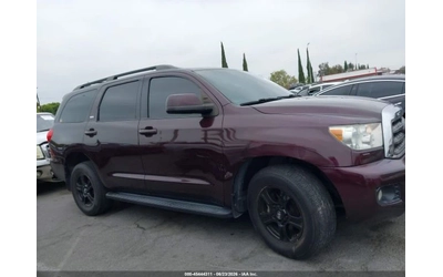 Toyota Sequoia SR5 5.7L V8* BUY NOW* - автомобили, коли, обяви за нови и употребявани 10