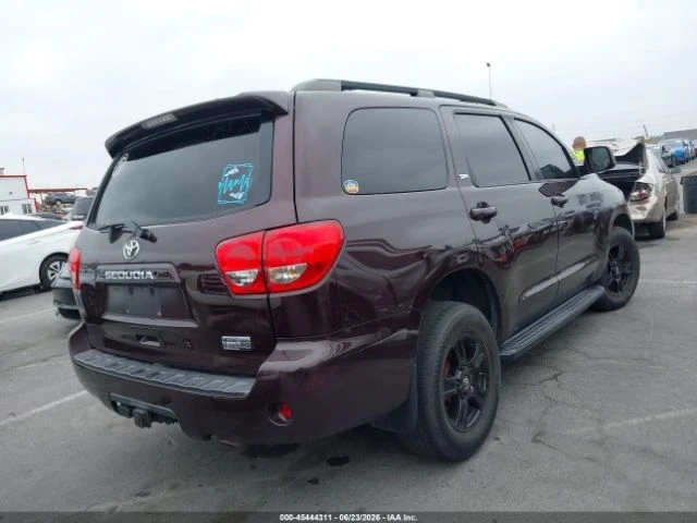 Toyota Sequoia SR5 5.7L V8* BUY NOW* - автомобили, коли, обяви за нови и употребявани 3
