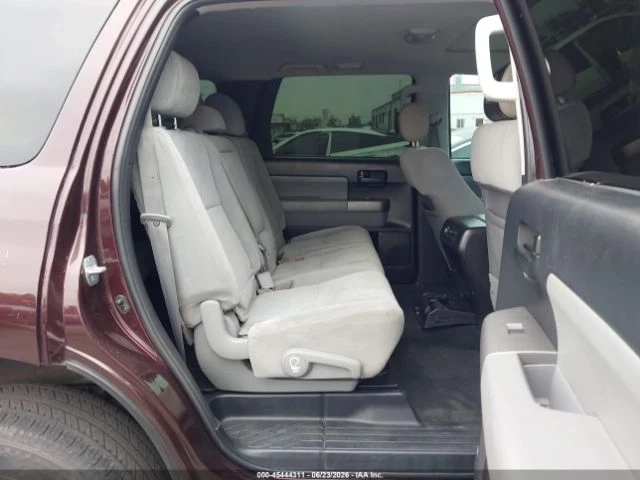 Toyota Sequoia SR5 5.7L V8* BUY NOW* - автомобили, коли, обяви за нови и употребявани 7