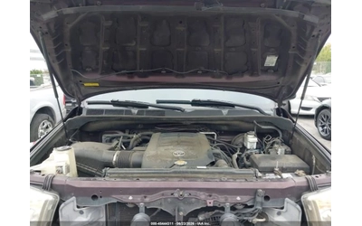 Toyota Sequoia SR5 5.7L V8* BUY NOW* - автомобили, коли, обяви за нови и употребявани 8