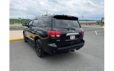 toyota-sequoia - 4