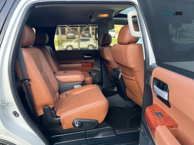 Toyota Sequoia PLATINUM* 4WD* DISTRONIC* М.ТОЧКА* КАМЕРА* ПОДГРЕВ - автомобили, коли, обяви за нови и употребявани 11