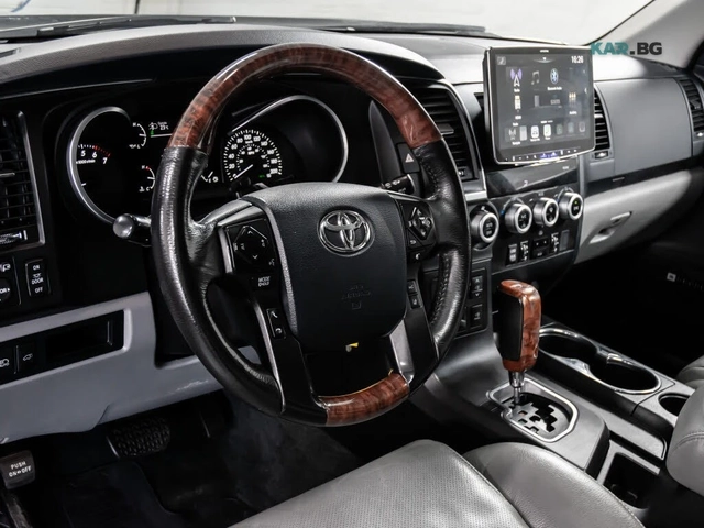 Toyota Sequoia PLATINUM* 4WD* JBL* PANO* ПОДГРЕВ* ОБДУХВАНЕ* TV* - автомобили, коли, обяви за нови и употребявани 6