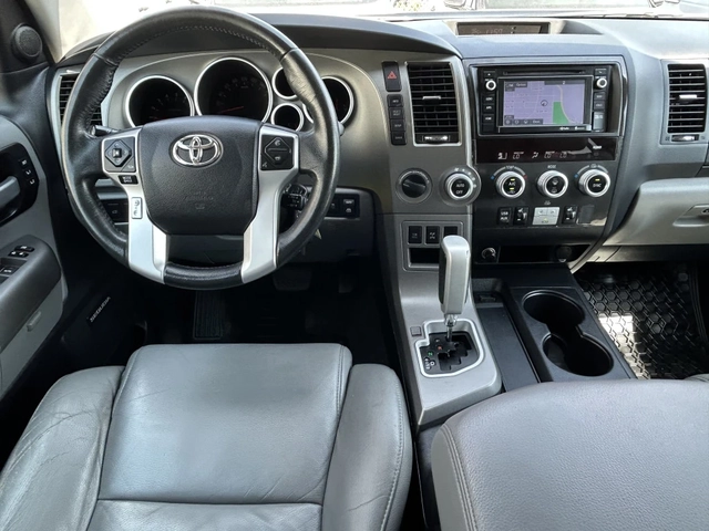 Toyota Sequoia LIMITED* 5.7* V8* ПОДГРЕВ* КАМЕРА* КЕЙЛЕС - автомобили, коли, обяви за нови и употребявани 8