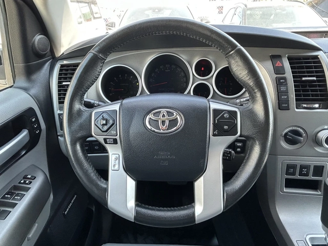 Toyota Sequoia LIMITED* 5.7* V8* ПОДГРЕВ* КАМЕРА* КЕЙЛЕС - автомобили, коли, обяви за нови и употребявани 9