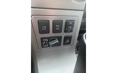 Toyota Sequoia Platinum - автомобили, коли, обяви за нови и употребявани 11