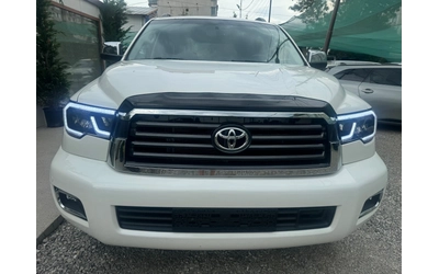 toyota-sequoia - 1