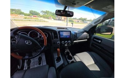 toyota-sequoia - 5
