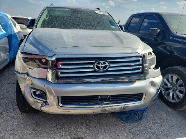 Toyota Sequoia PLATINUM 5.7L 2020 4X4 - автомобили, коли, обяви за нови и употребявани 4
