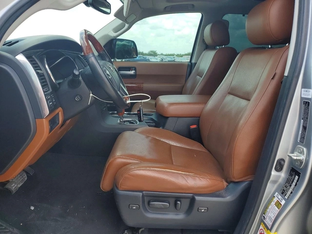Toyota Sequoia PLATINUM 5.7L 2020 4X4 - автомобили, коли, обяви за нови и употребявани 6