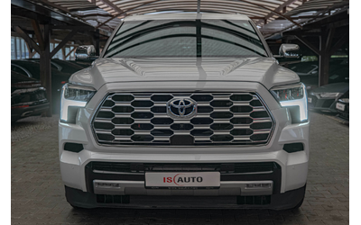 toyota-sequoia-capstone-jbl-6-1-obduhvane-panorama-hud-virtual-lane-assist - 0