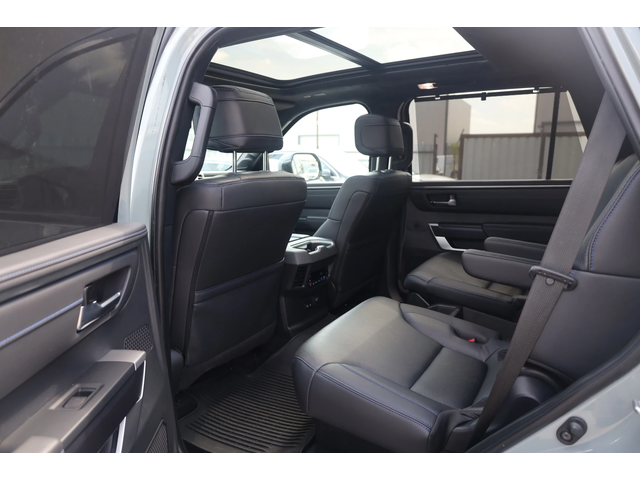 Toyota Sequoia Sequoia - автомобили, коли, обяви за нови и употребявани 11