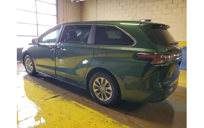 toyota-sienna-2-5l-4-all-wheel-drive - 1