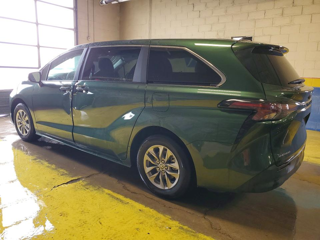 Toyota Sienna 2.5L 4 ALL WHEEL DRIVE - автомобили, коли, обяви за нови и употребявани 1