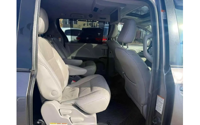 Toyota Sienna XLE PREMIUM 8-PASSENGER - автомобили, коли, обяви за нови и употребявани 7