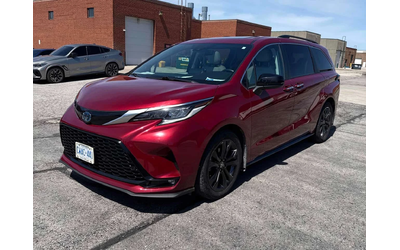 toyota-sienna - 0