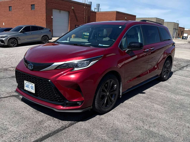 Toyota Sienna * XSE * CARFAX * 7 МЕСТА * KEYLESS * ПАНОРАМА - автомобили, коли, обяви за нови и употребявани 0
