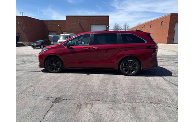 toyota-sienna - 1