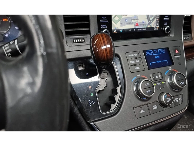 Toyota Sienna 3.5 V6 * LIMITED AWD * 7 МЕСТА * КАФЯВ КОЖЕН САЛОН - автомобили, коли, обяви за нови и употребявани 10