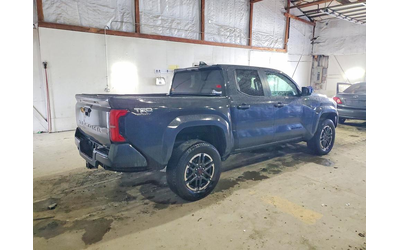Toyota Tacoma 2.4L 4 Rear Wheel Drive w/4x4 - автомобили, коли, обяви за нови и употребявани 2