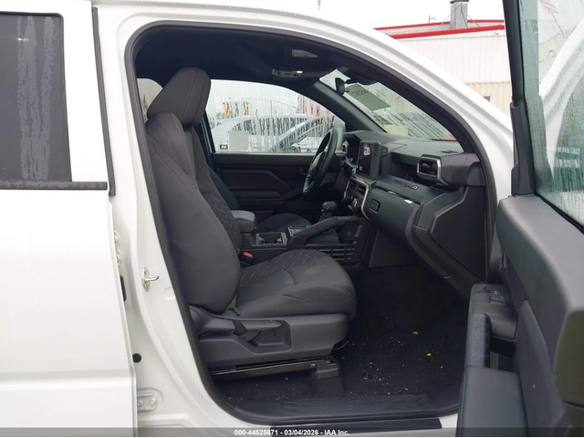 Toyota Tacoma 2.4L I-4 DI, DOHC, VVT, TURBO, 228HP 4X2 Drive - автомобили, коли, обяви за нови и употребявани 4