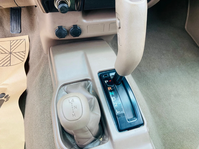 Toyota Tacoma SRS V6+ TRD-off road+ GPL+ N1+ Климатик - автомобили, коли, обяви за нови и употребявани 6